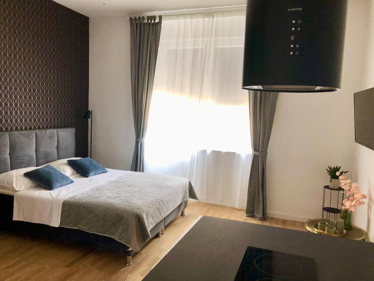 PUY Hedone City Luxury Apartments With Free Parking מראה חיצוני תמונה